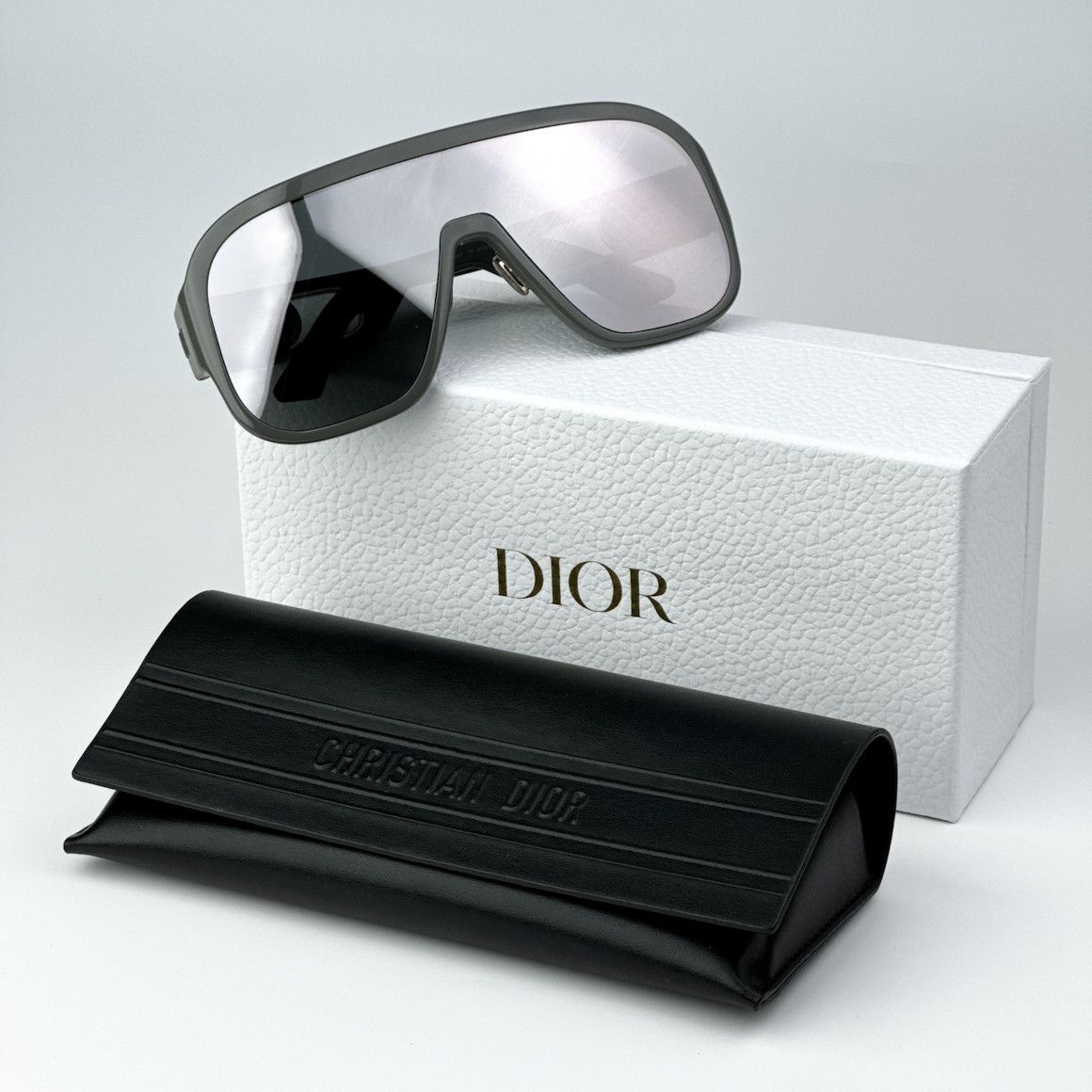 CHRISTIAN DIOR-DIORBOBBYSPORT-M1U-45A7-00