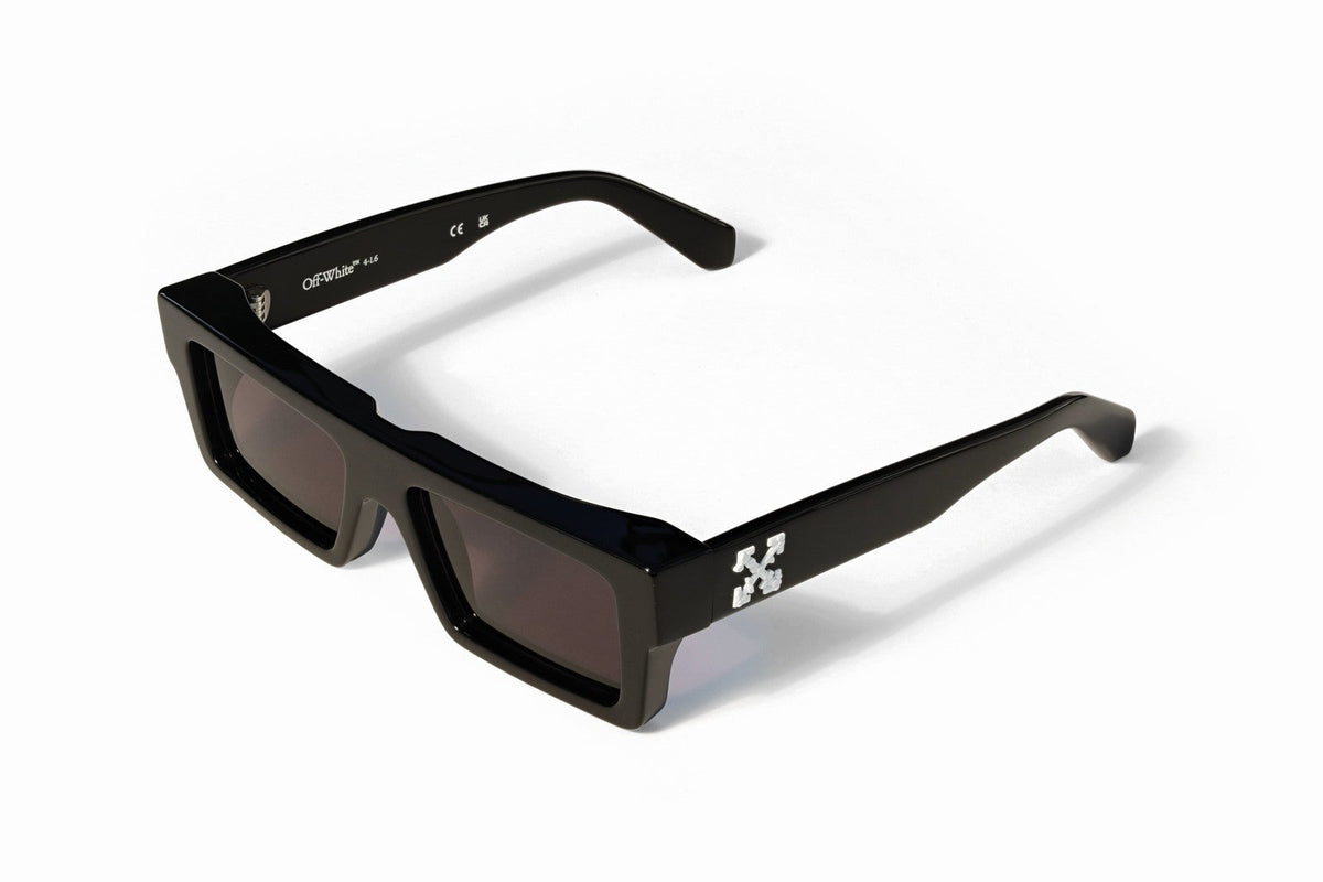 Off White OW1013100754 Ruby sunglasses in black frame with black lenses