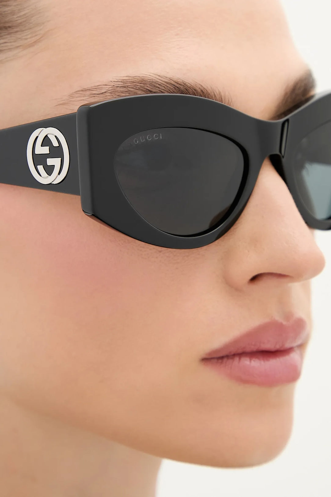 Gucci GG1843S-001-53 53 New Sunglasses