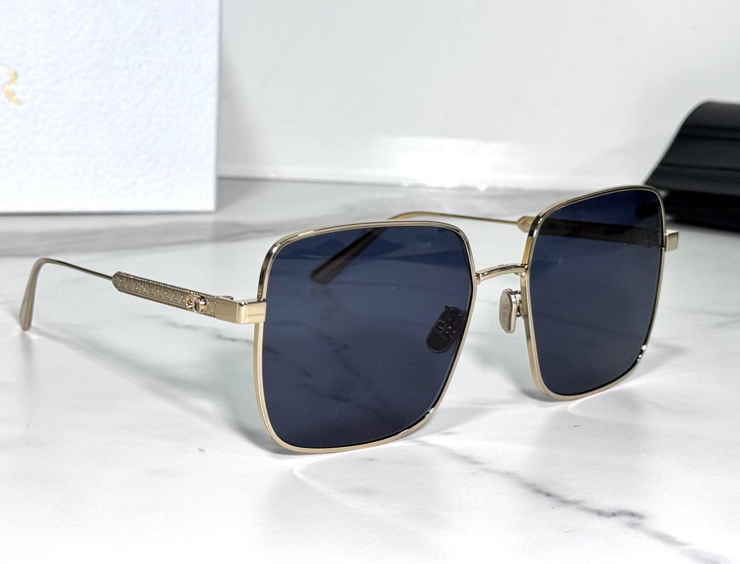 CHRISTIAN DIOR-CD40172U-10V-59