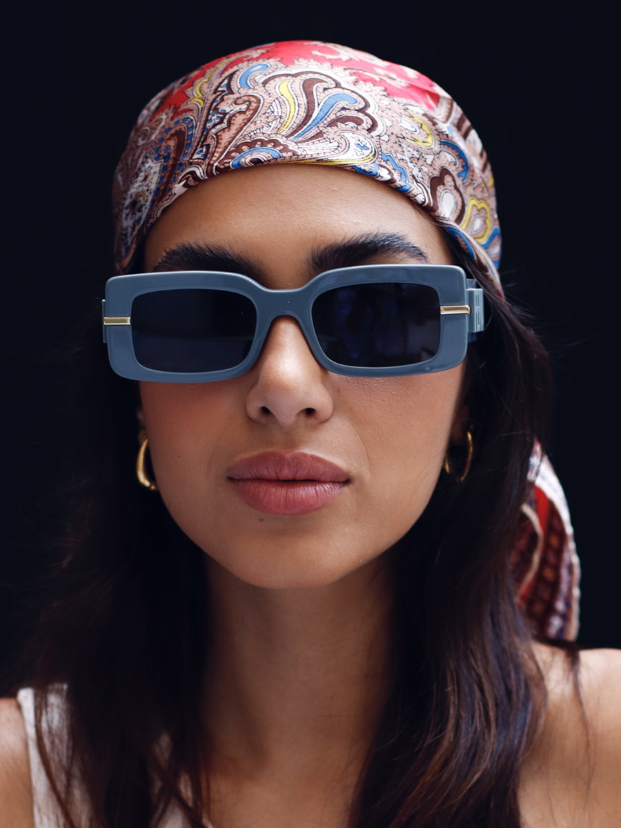 Fendi FE40133I-20A 51mm New Sunglasses