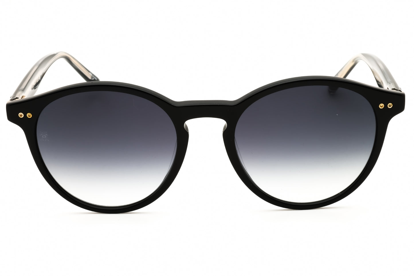 Tommy Hilfiger  52