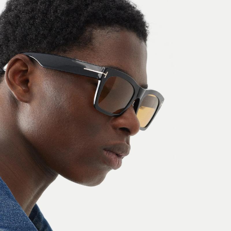 Tom Ford FT1062-01E 0mm New Sunglasses
