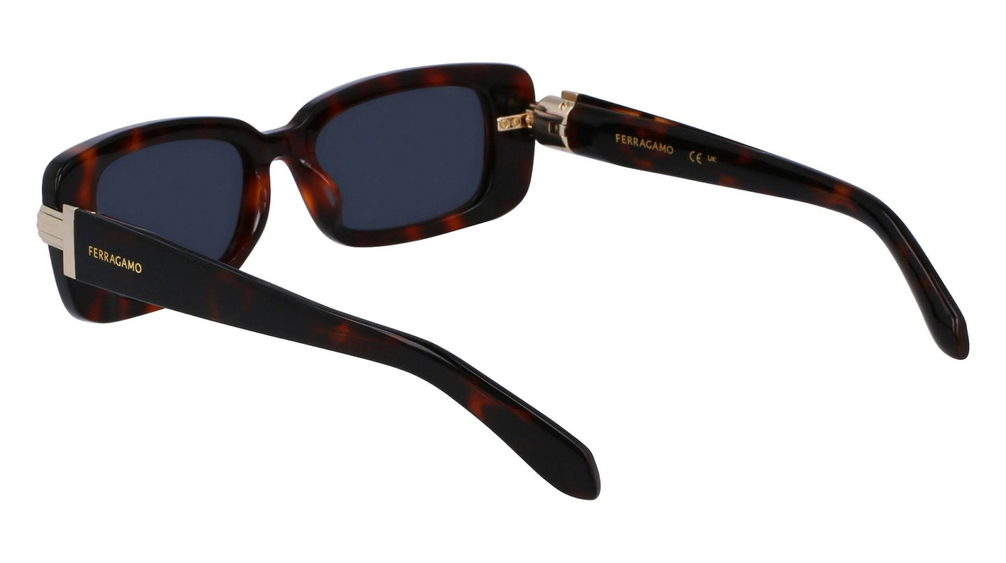 Salvatore Ferragamo  52