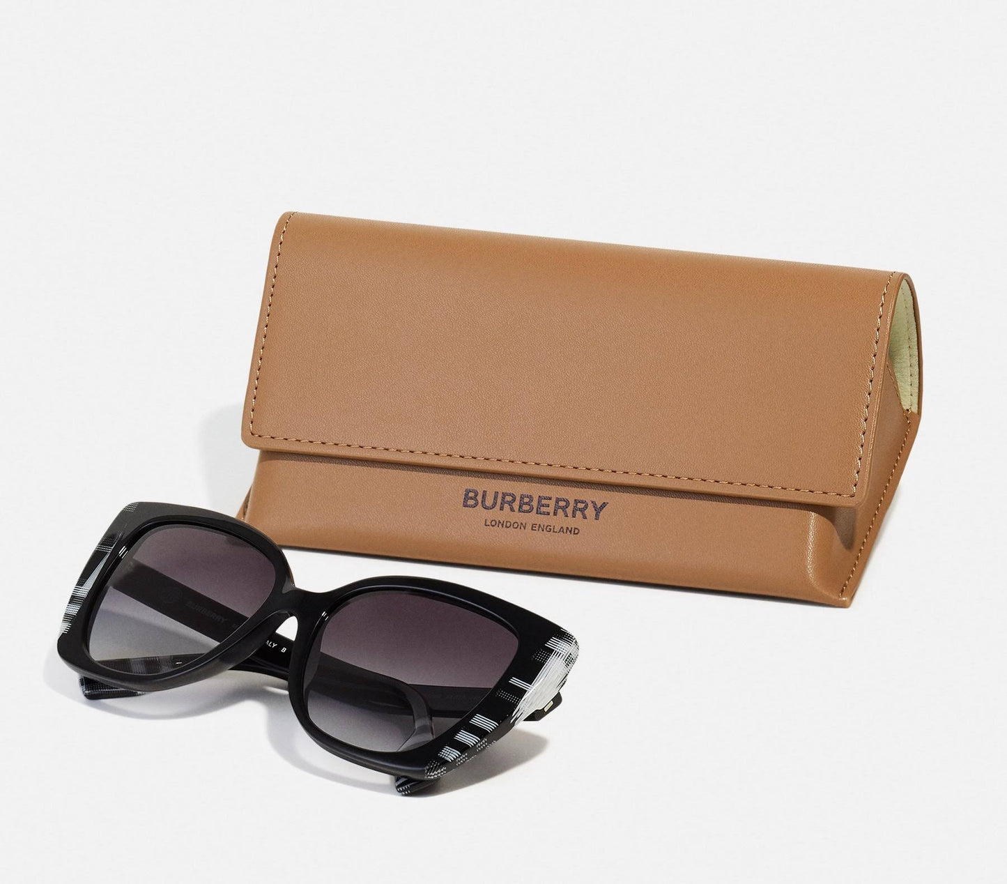 Burberry 0BE4393-40518G 54mm New Sunglasses