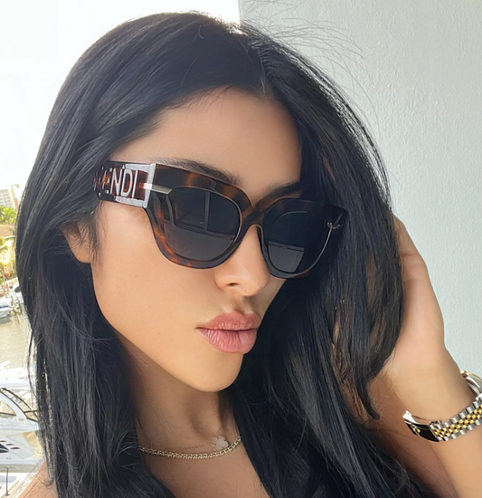 Fendi FE40097I-5152E 51mm New Sunglasses