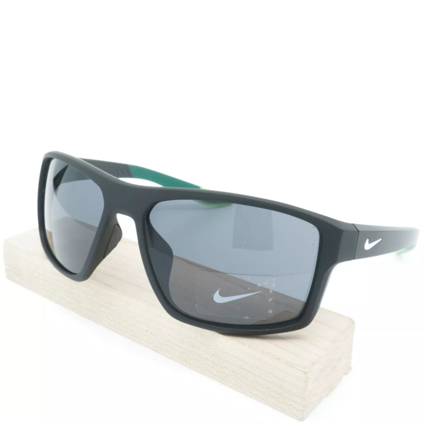 Nike BRAZEN-FURY-MI-DC3294-010-6017 60mm New Sunglasses