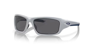 Oakley 0OO9236-05 Grey Rectangle Sunglasses 0mm Sunglasses