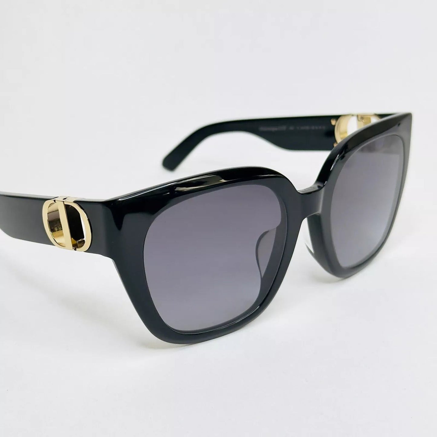 Christian Dior-CD40129F-01B-54