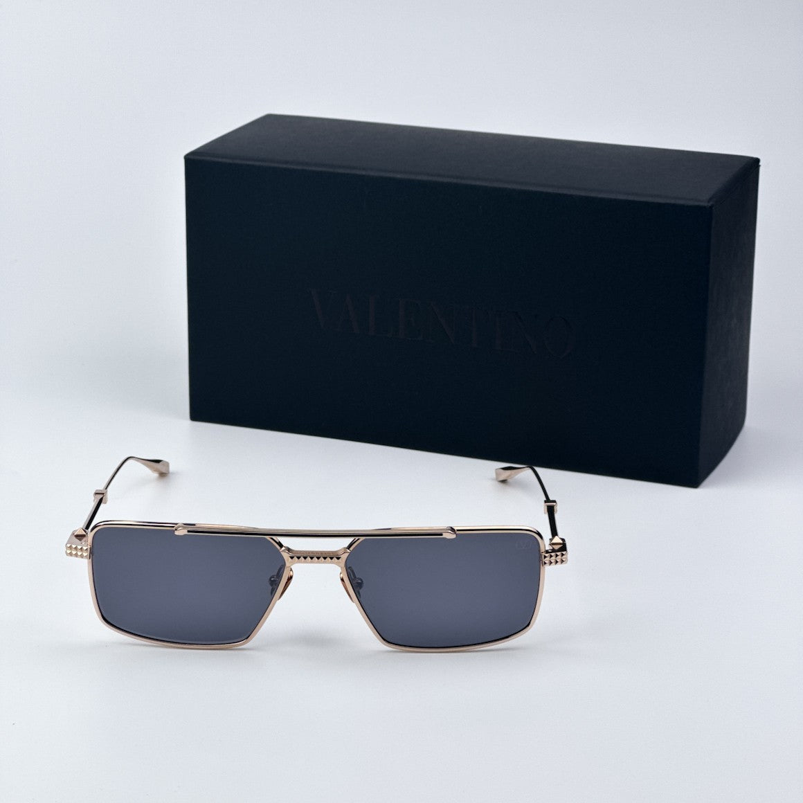Valentino Garavani VLS-111-A-58 58mm