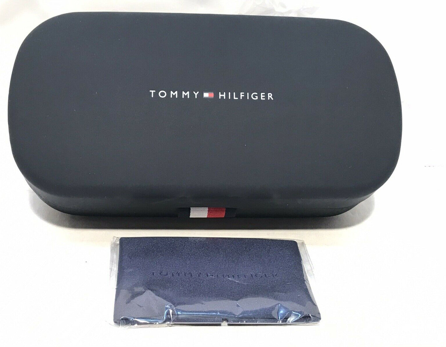 Tommy Hilfiger TH 1726-0AOZ 00  New Eyeglasses