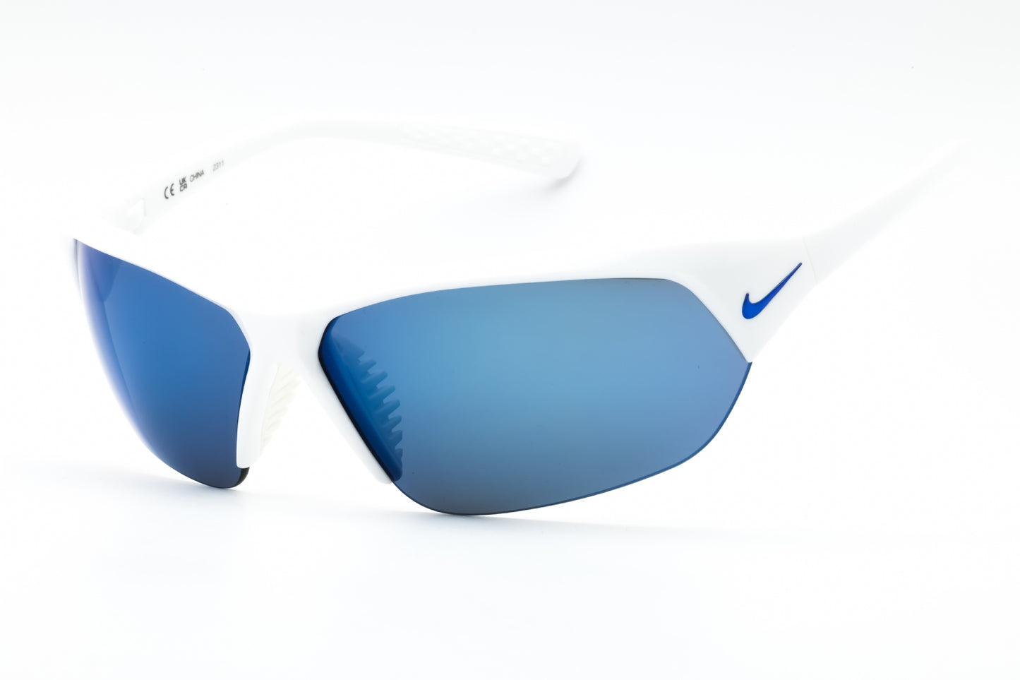 Nike SKYLON ACE FQ4683-104 69mm New Sunglasses