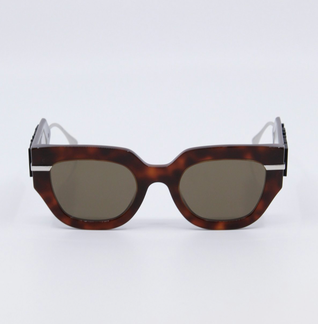 Fendi FE40097I-5152E 51mm New Sunglasses