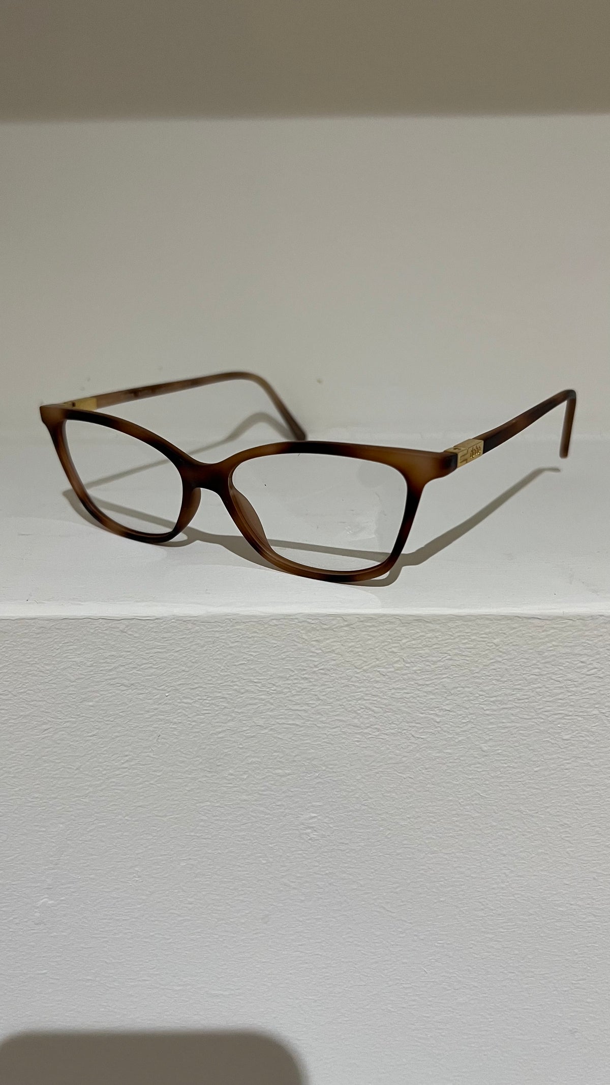 Dp69 DPV018-30 eyeglasses in demo lens frame with clear lenses