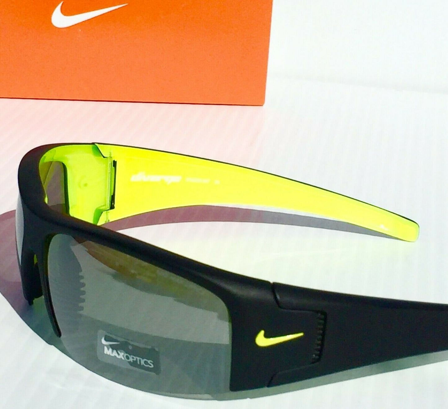 Nike EV0325-007 64mm