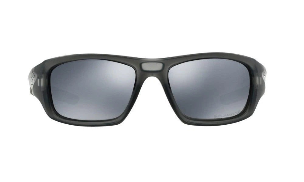 Oakley OO9236-06 Grey Rectangle Sunglasses 0mm Sunglasses