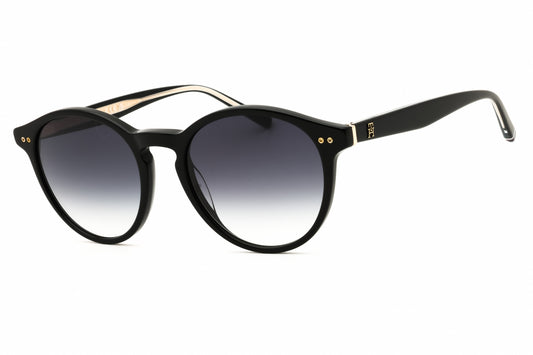 Tommy Hilfiger  52