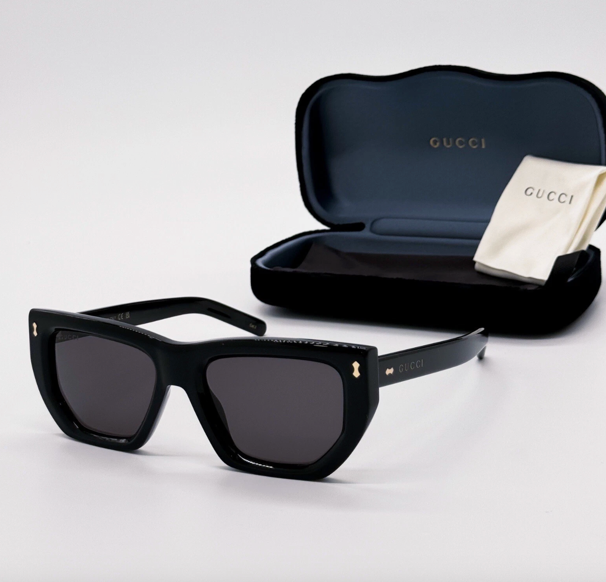 GUCCI GG1520S-001 53mm New Sunglasses