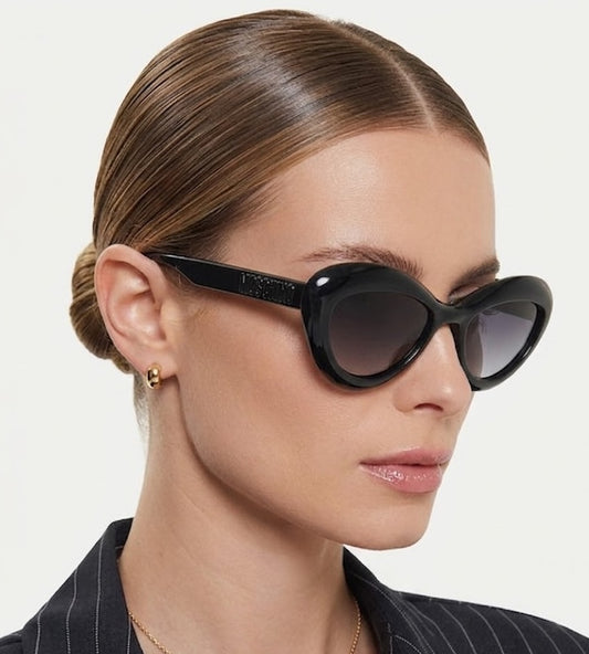 Moschino MOS163/S-0807 9O sunglasses in black frame with dark grey sf lenses
