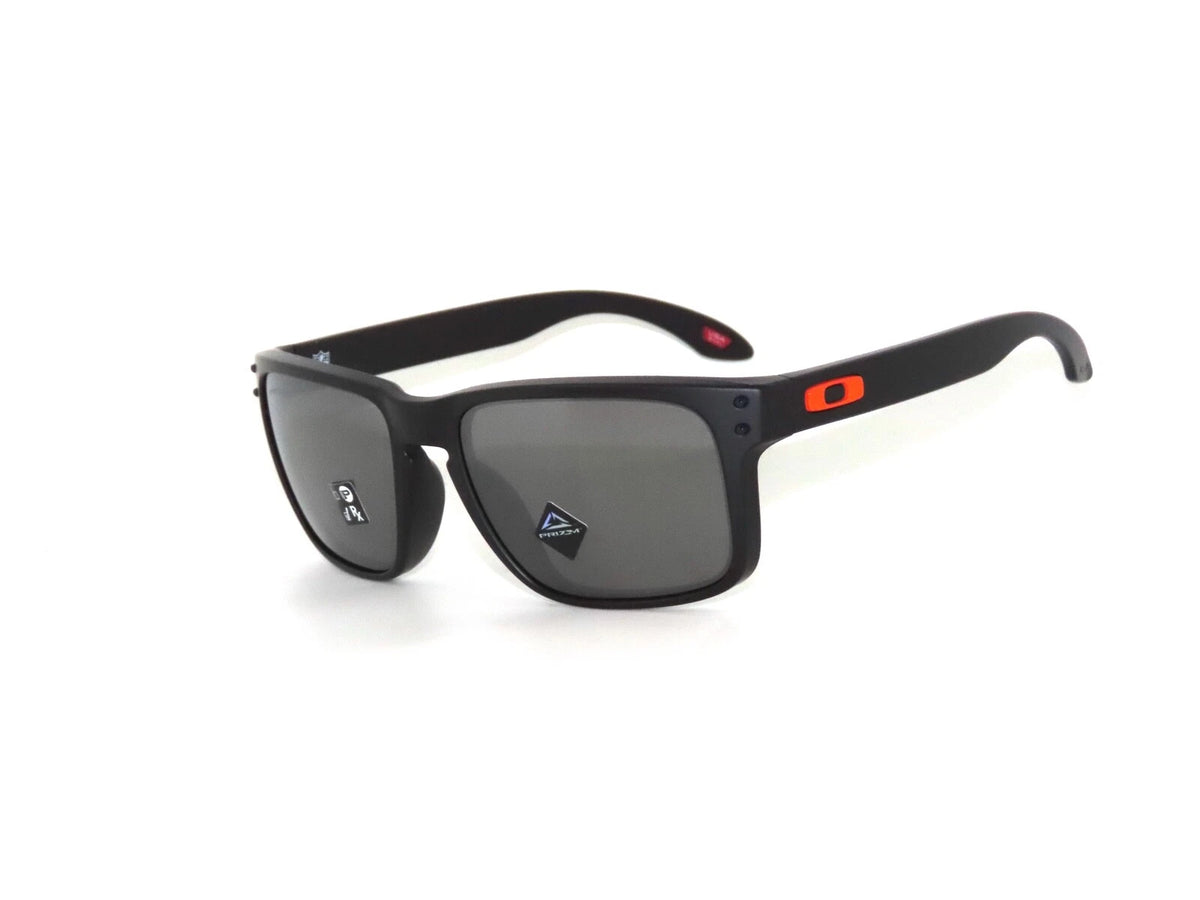 Oakley OO9102-L555 Matte Black Rectangle Sunglasses 0mm Sunglasses