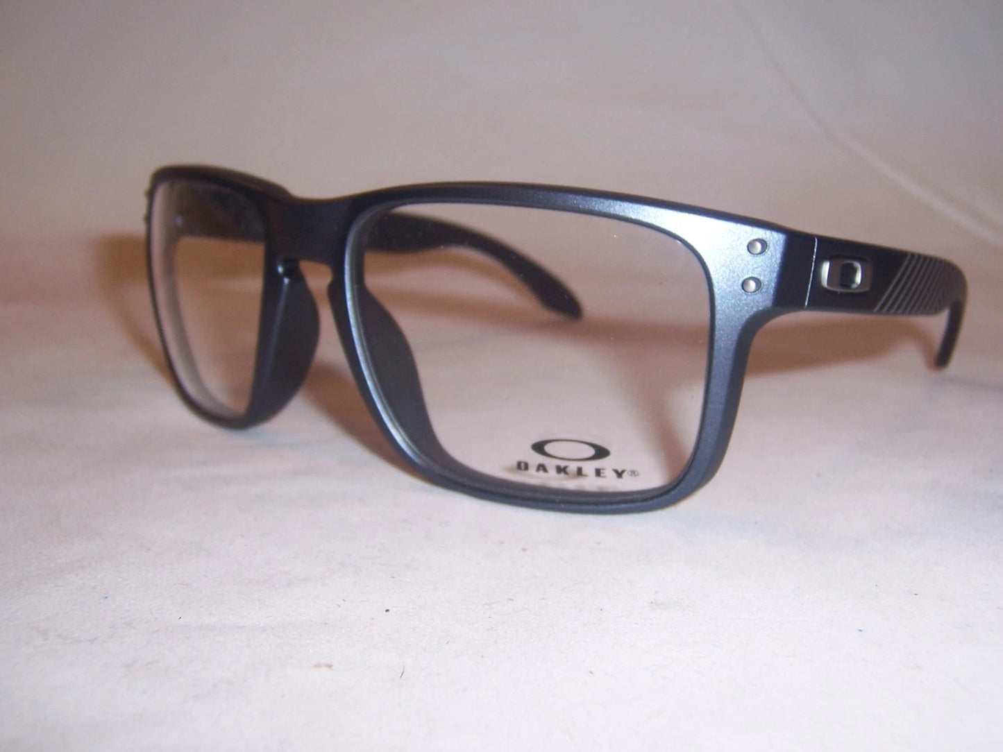 Oakley 0OX8156-815617 56