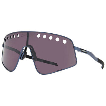 Oakley OO6025 602504 138 38mm