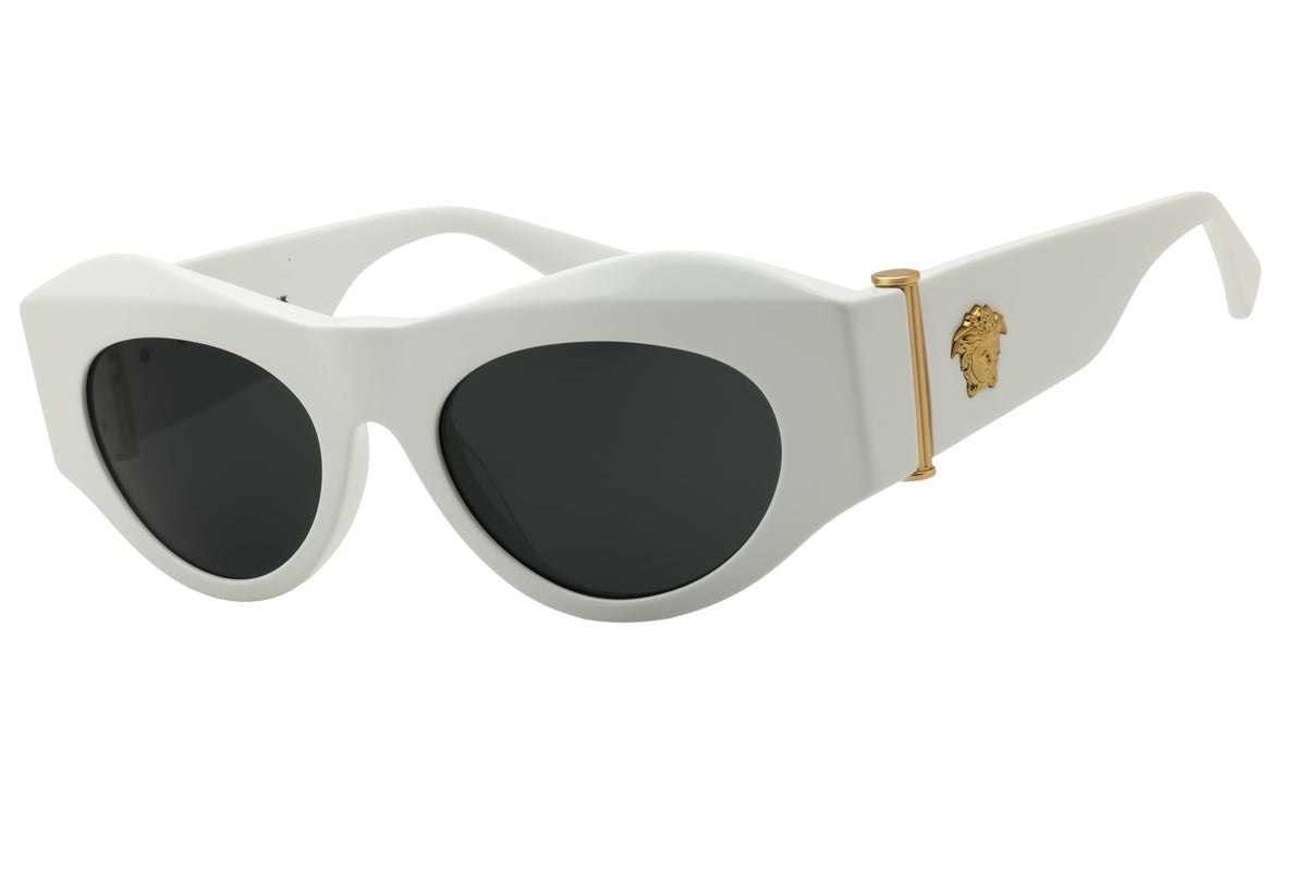 Versace  52
