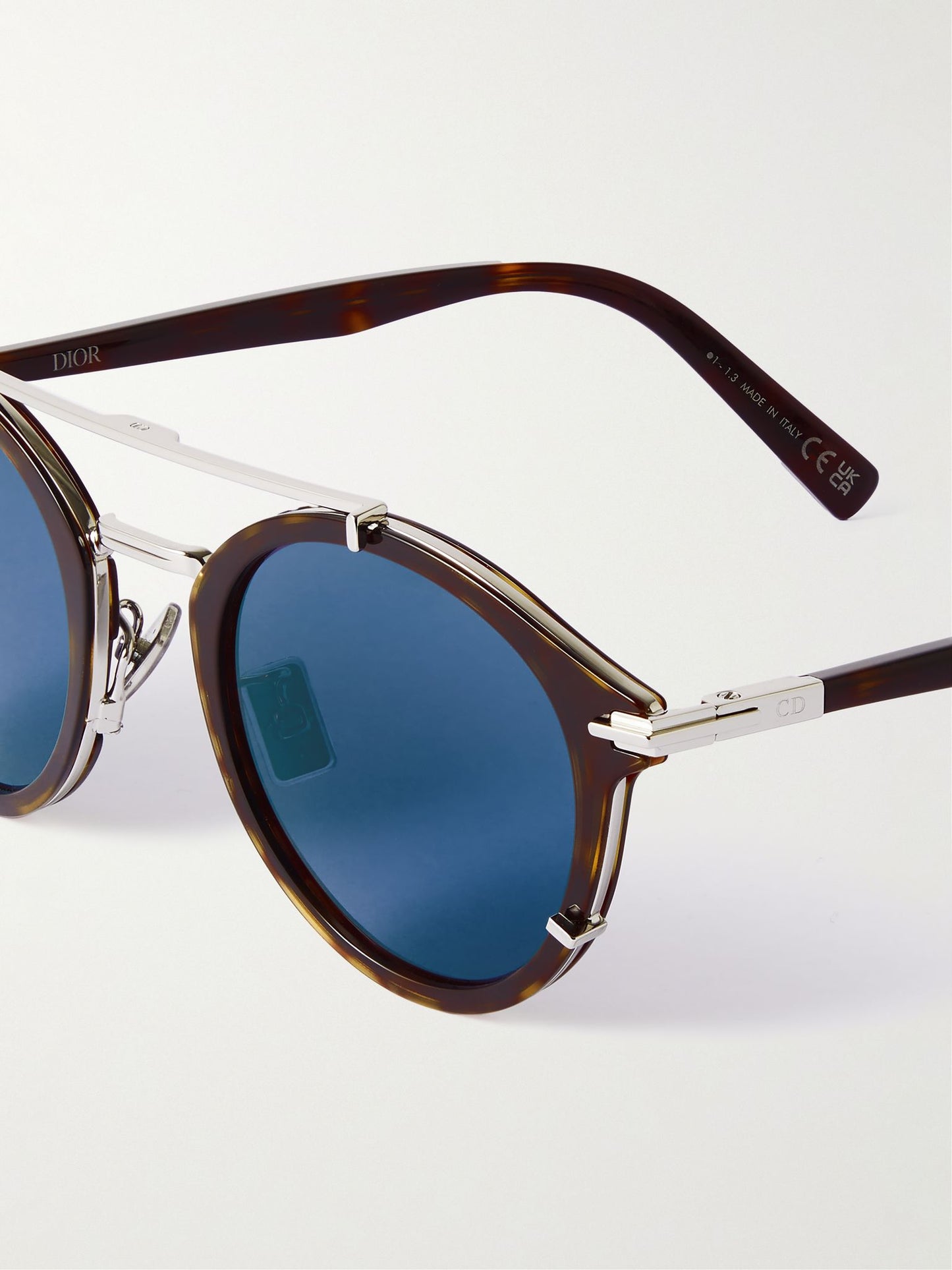 DIOR-DIORBLACKSUIT R7U-20B0 / DM40111U-52V