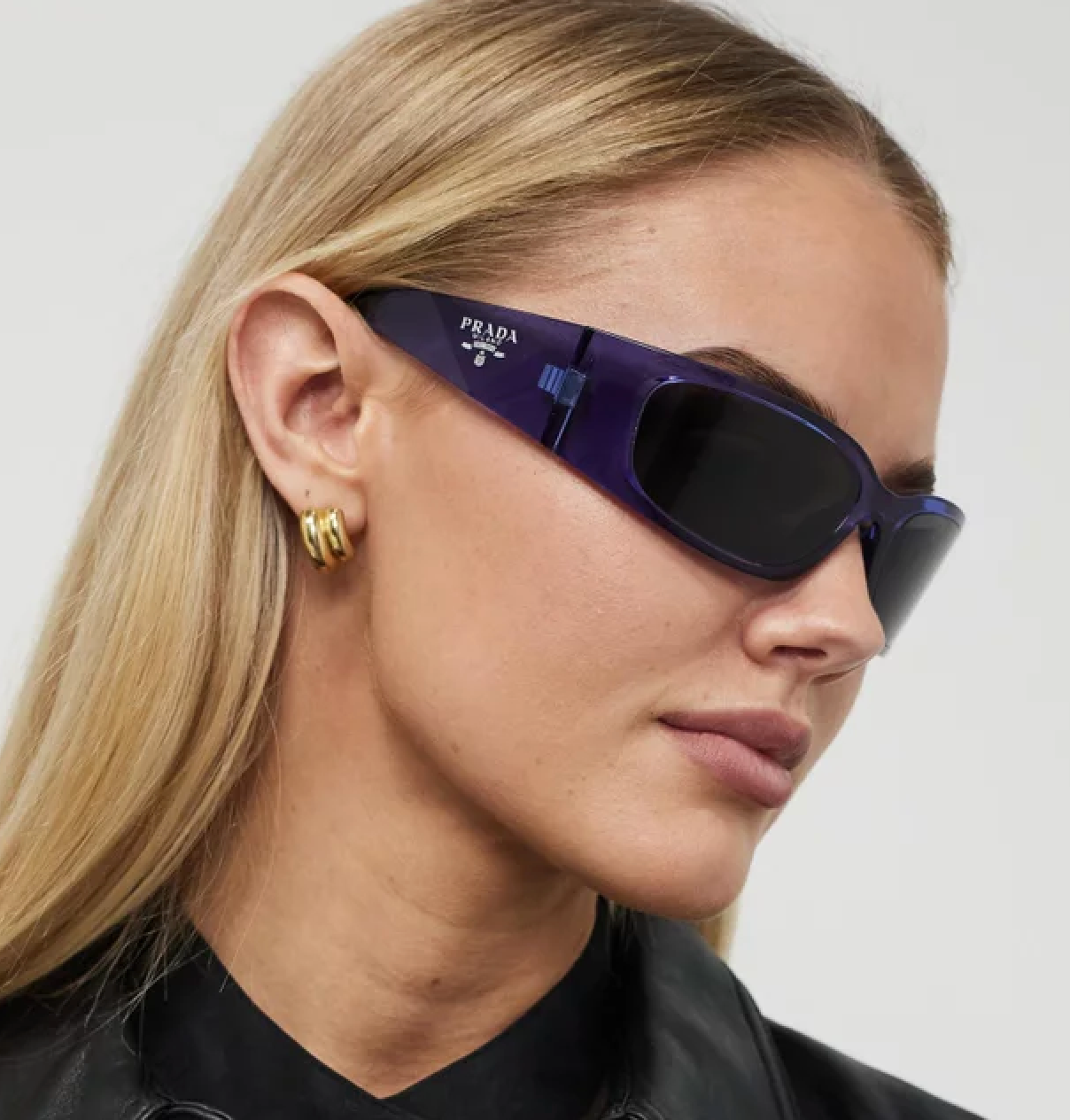 Prada PR A19S 15R5S0 60 60mm
