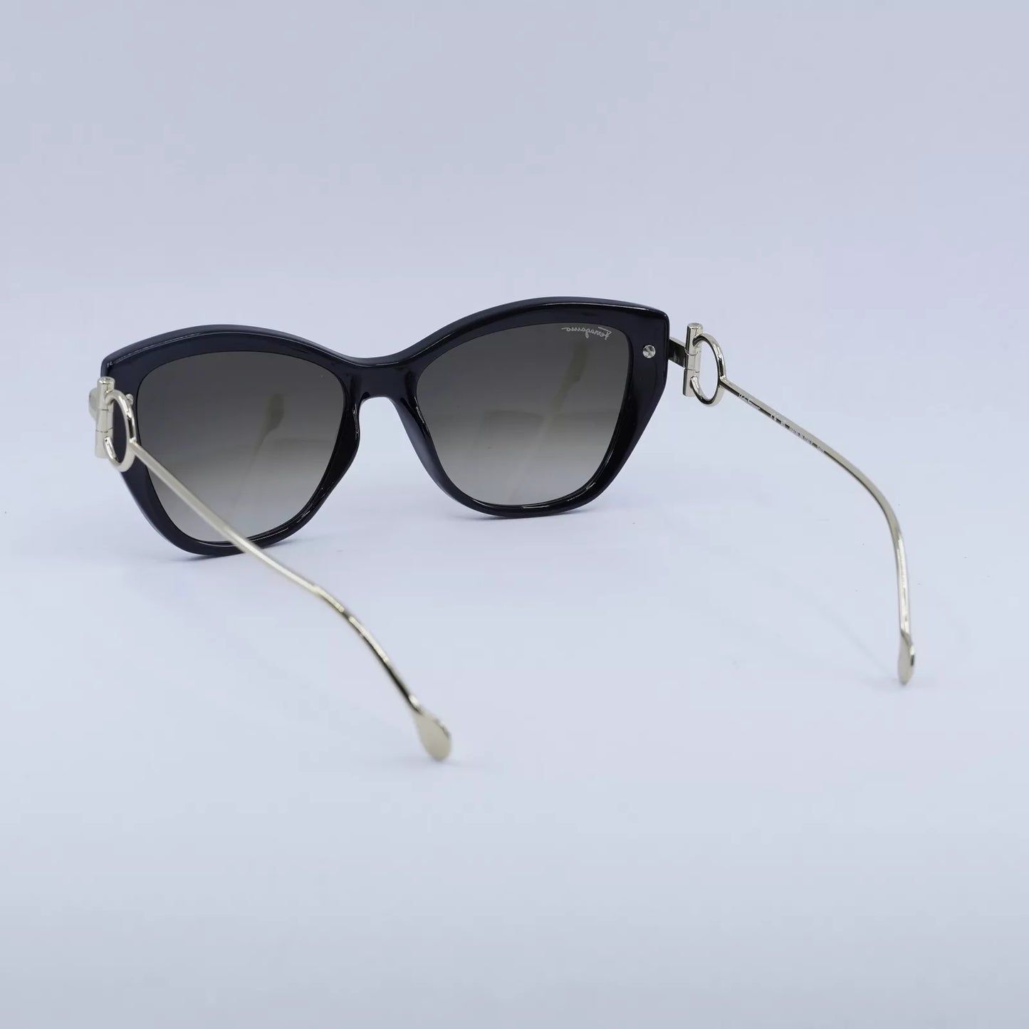 Salvatore Ferragamo SF928S-001 55mm New Sunglasses