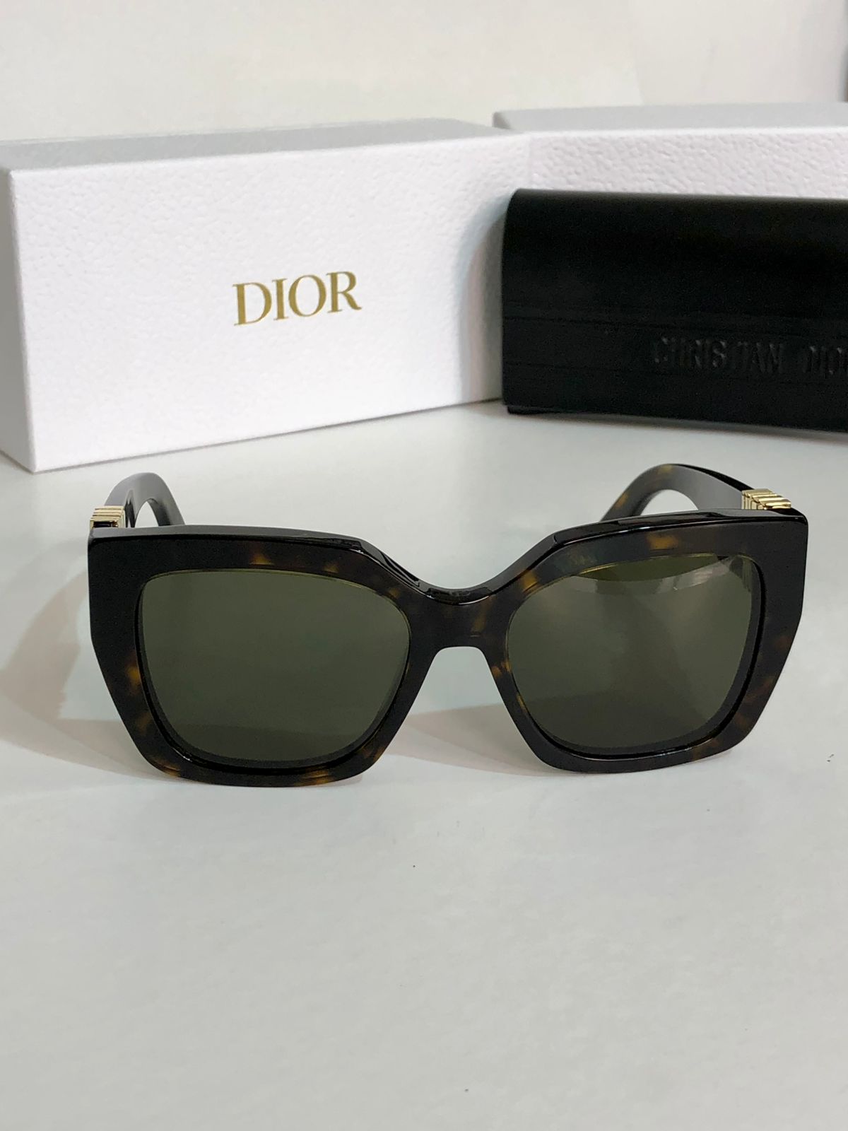 Dior-CD40183F-5601A-MISSDIOR-S2F