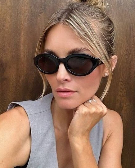 Gucci GG1579S-001 53mm New Sunglasses