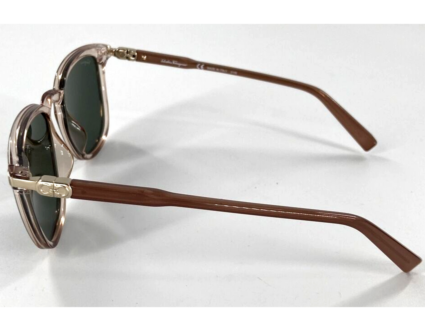 Salvatore Ferragamo SF881S-690-5319 53mm New Sunglasses